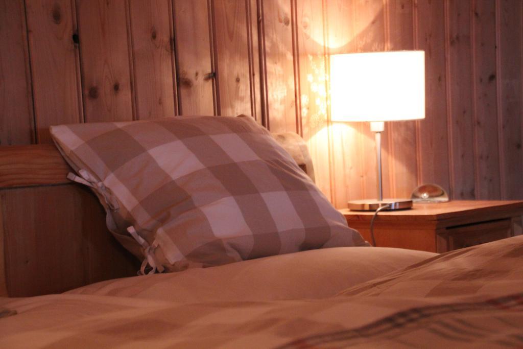 Tgesa Ferrera Villa Schmitten  Room photo