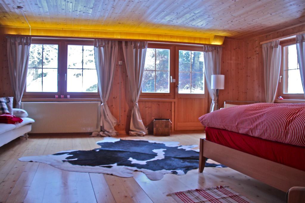 Tgesa Ferrera Villa Schmitten  Room photo
